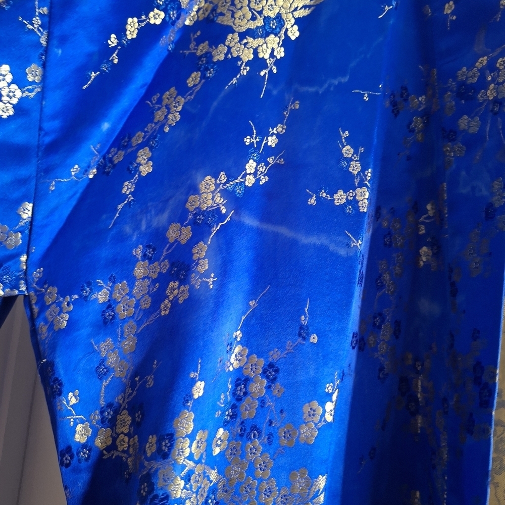 Blue Floral Kimono Robe - Picture 13 of 16